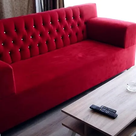 Hotel Demir *