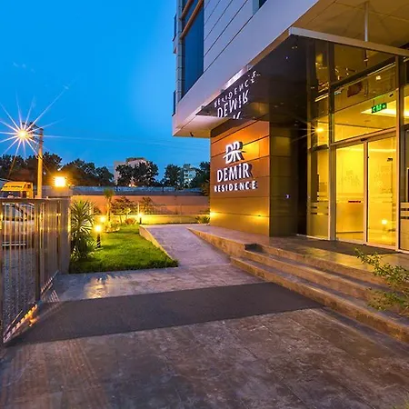 Demir Hotel *